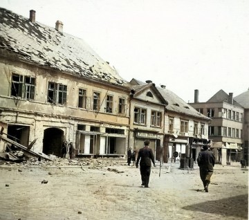 Následky bombardování Litoměřic.