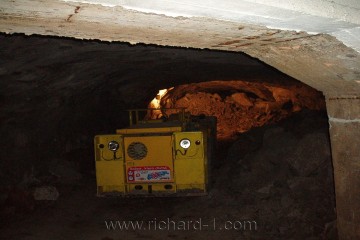 Nakladač používaný pro práci v podzemí – DEUTZ – 4LF.1.