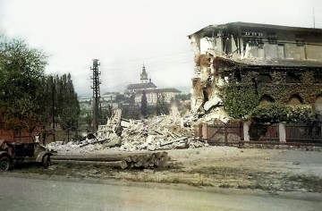 Následky bombardování Litoměřic.