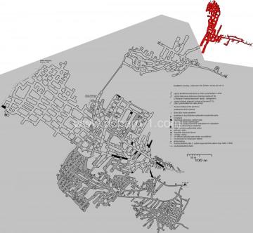 Mapa celého komplexu Richard I–III. Richard III. (vpravo nahoře), je vyznačen červenou barvou.