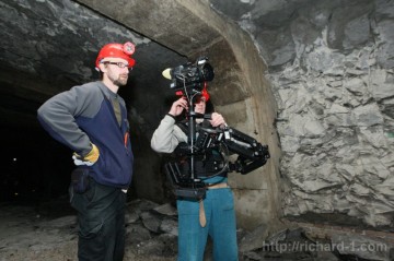 Hlavní role – úchvatné prostory podzemí továrny Richard a chodba C. Foto: Karel Pech.